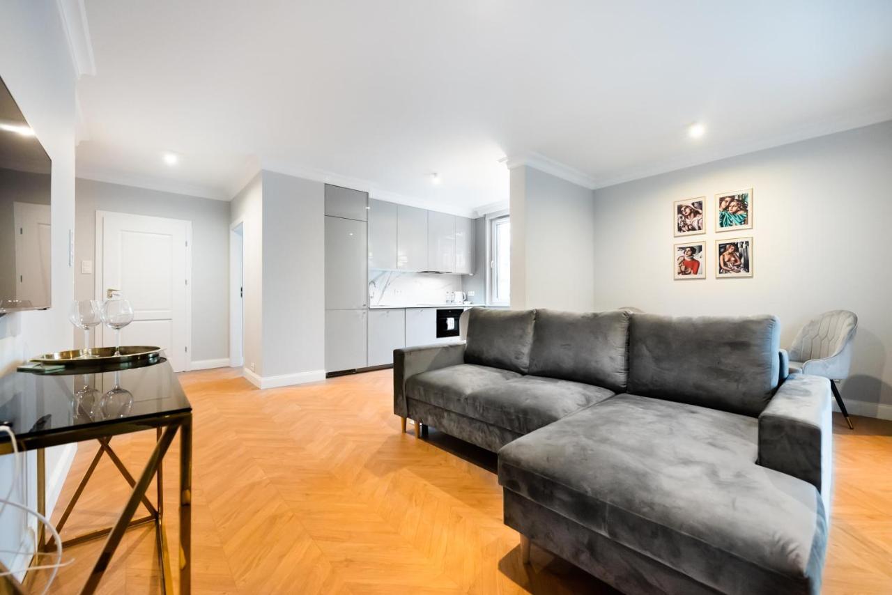 Stara Praga Superior Apartment Warsaw Luaran gambar